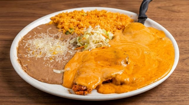 L-Pollo Chipotle.