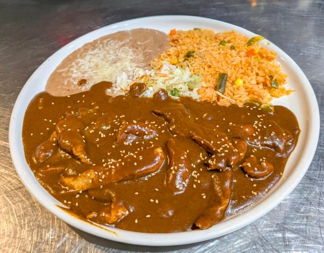 Chicken en Mole.