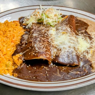 Mole Enchilada